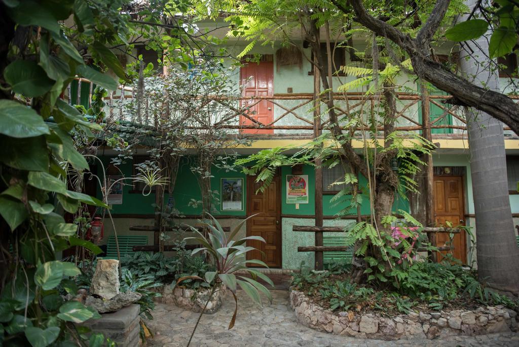 Hostal Dona Chava Pedernales Ngoại thất bức ảnh